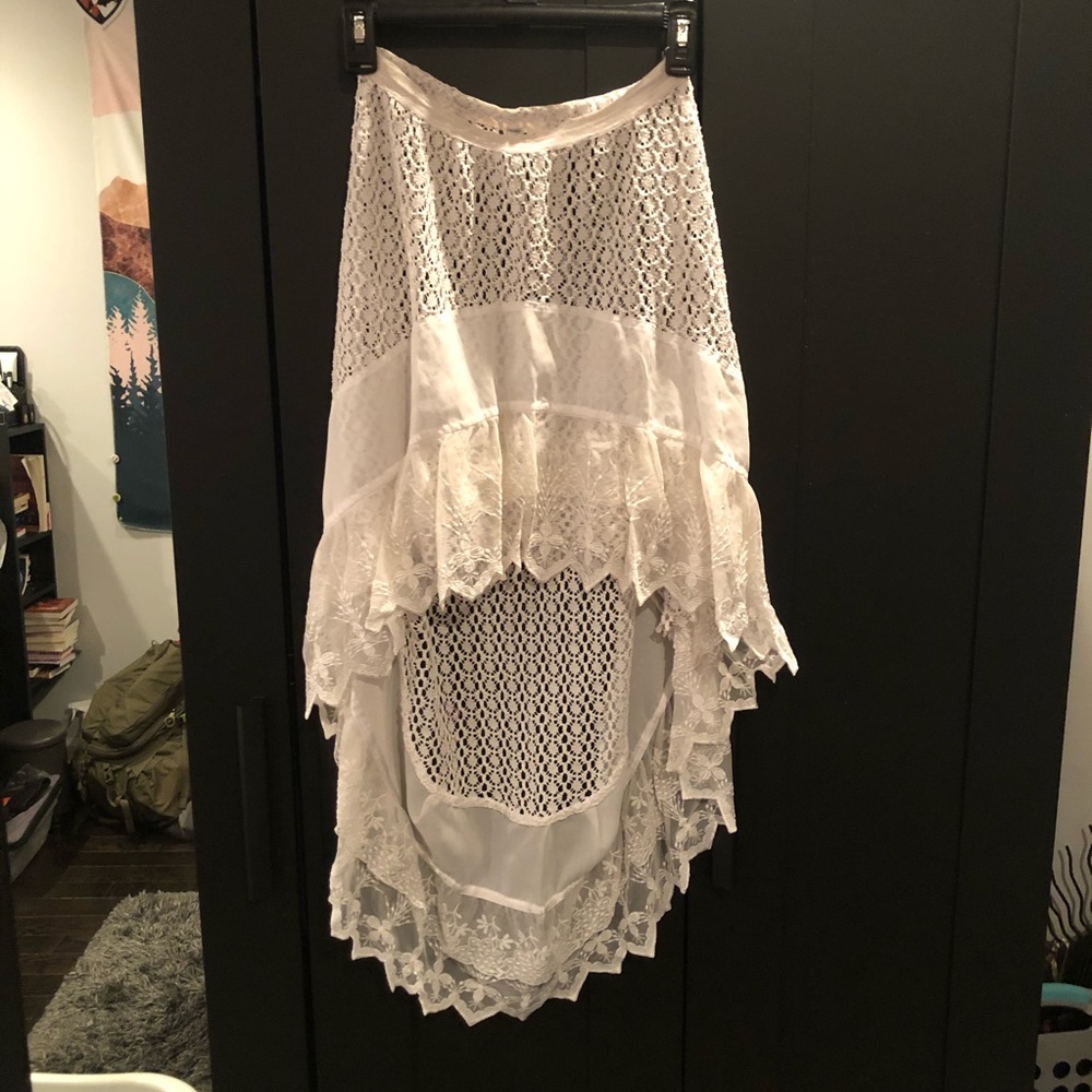 White knit & lacy skirt ✨